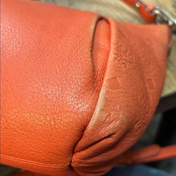 MCM Mini Hobo Leather Shoulder/Crossbody Bag Pre-Loved. Comes With COA - Picture 6 of 13